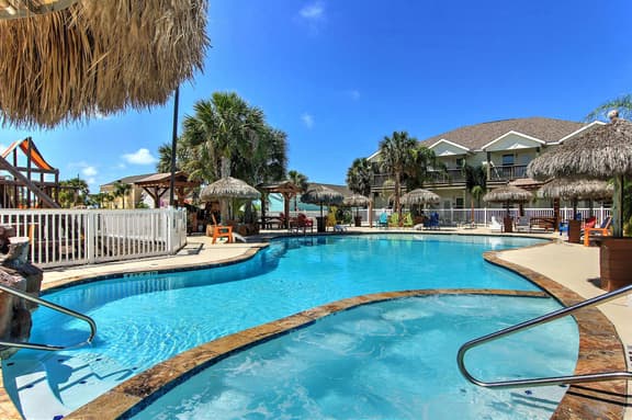 Hemingway House, Resort Pools & Pirate Playground - Image 1