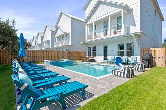 Miramar Beach Retreat, Pool, Hot Tub & Game Rooms - Image 1