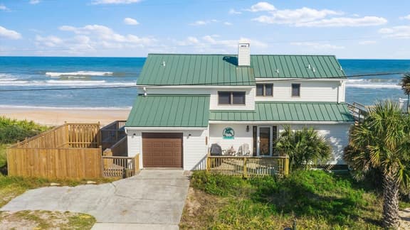 Shore Beats Work Home, Deck & Oceanfront Views - Image 1