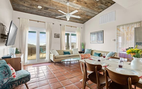 Driftwood Beachfront Home with Pool & Golf Cart - Image 1